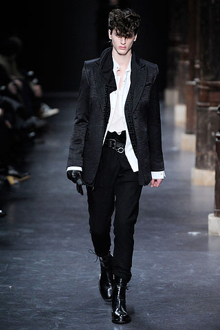 Ann Demeulemeester / - 2010-2011